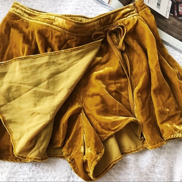 Free People Dance The Night Away Velvet Skort✨ - Picture 3 of 8